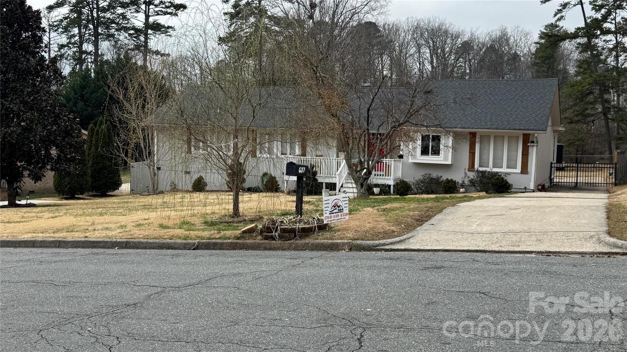 6017 Sullins Rd., Charlotte, NC 28214