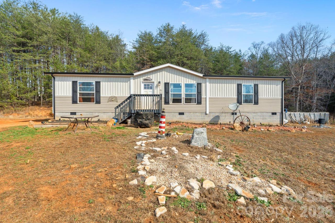 5005 Rocky Ridge Rd., Connelly Springs, NC 28612
