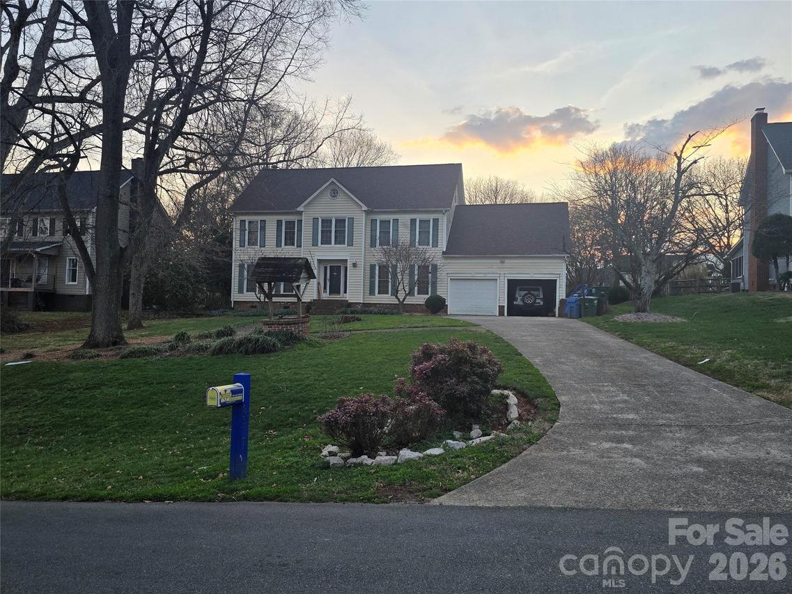 8917 Dartmoor Pl., Mint Hill, NC 28227