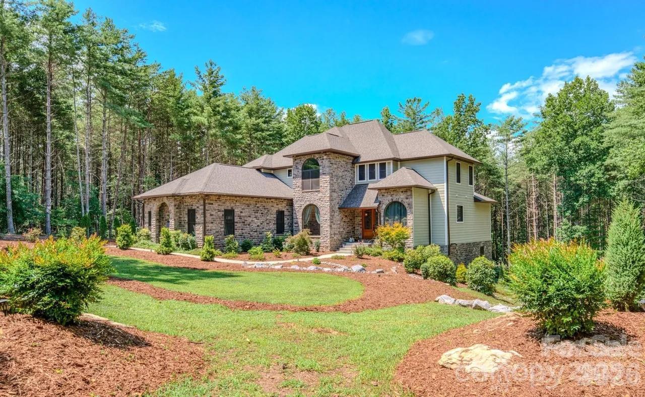 1416 Southpointe Dr. #67, Morganton, NC 28655