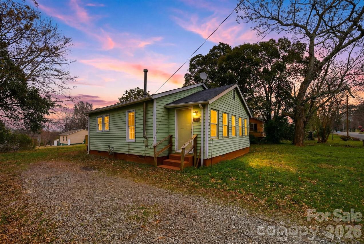 630 2nd St., Conover, NC 28613