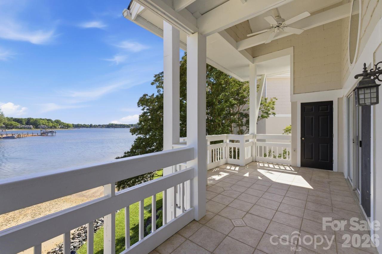 17925 Kings Point Dr. #B, Cornelius, NC 28031