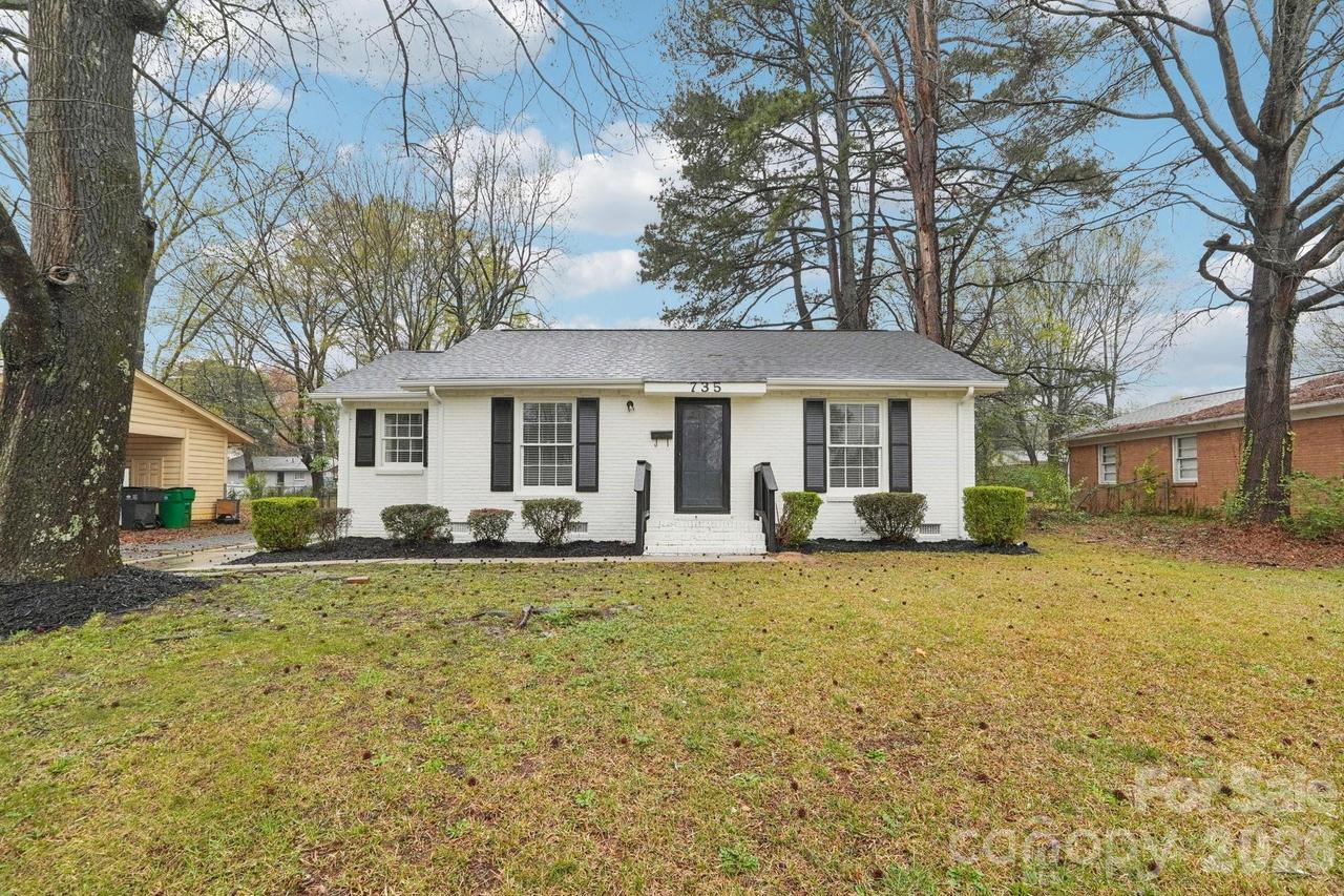 735 Pondella Dr., Charlotte, NC 28213