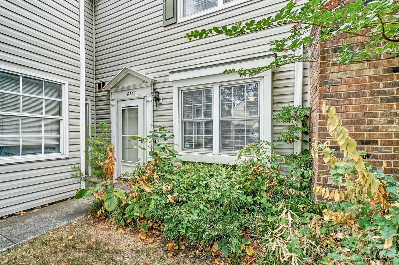 8518 Castle Pine Ct., Charlotte, NC 28226