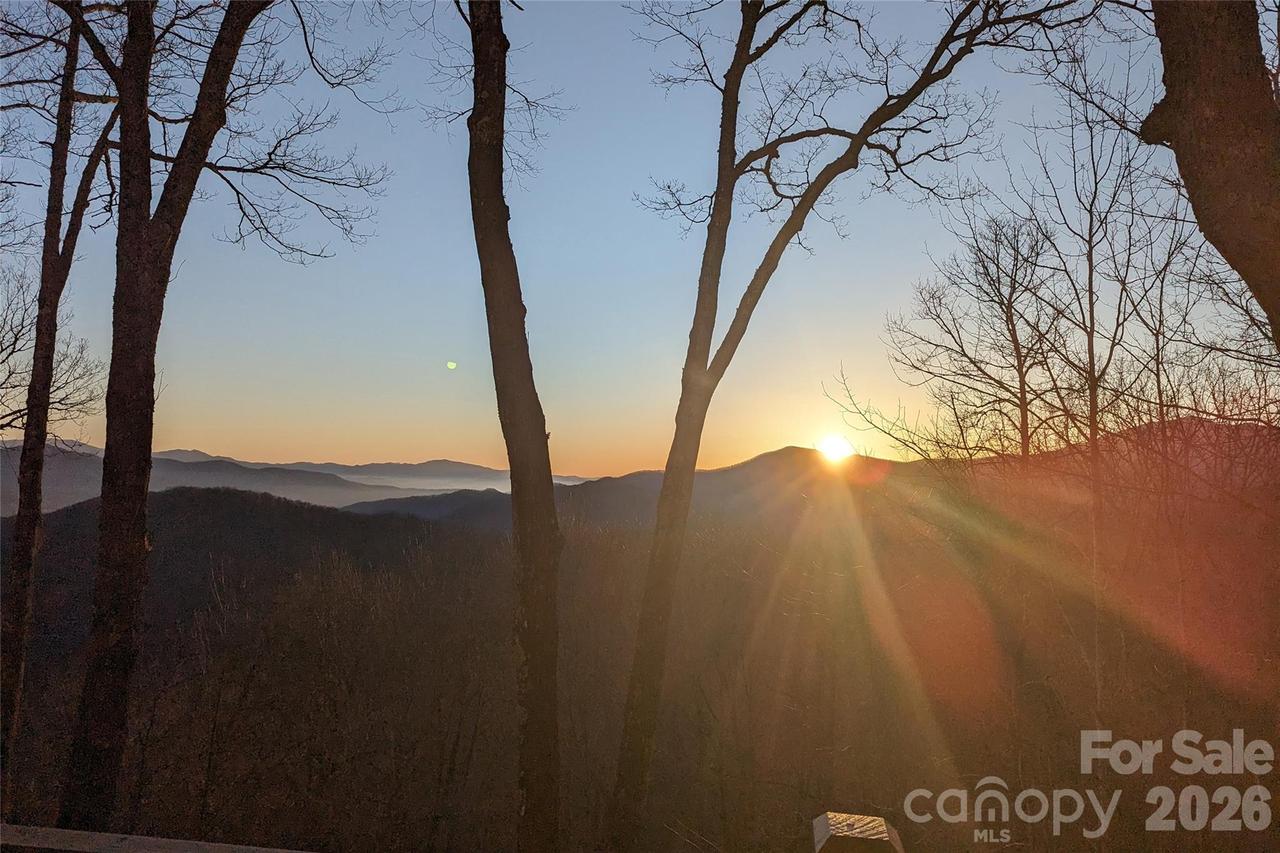 121 Stoney Falls Loop #E4, Burnsville, NC 28714