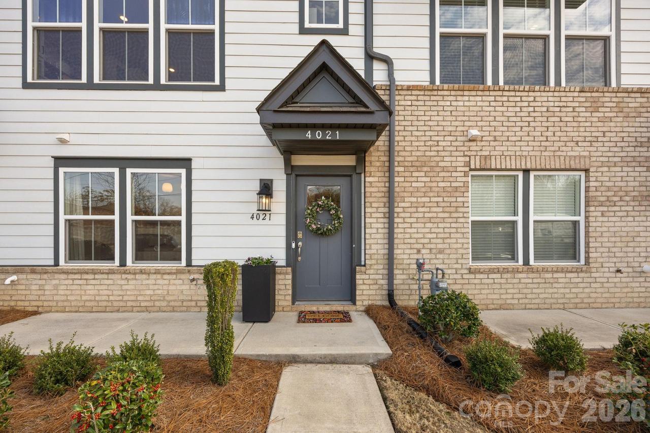 4021 Hidden Oaks Dr., Charlotte, NC 28205