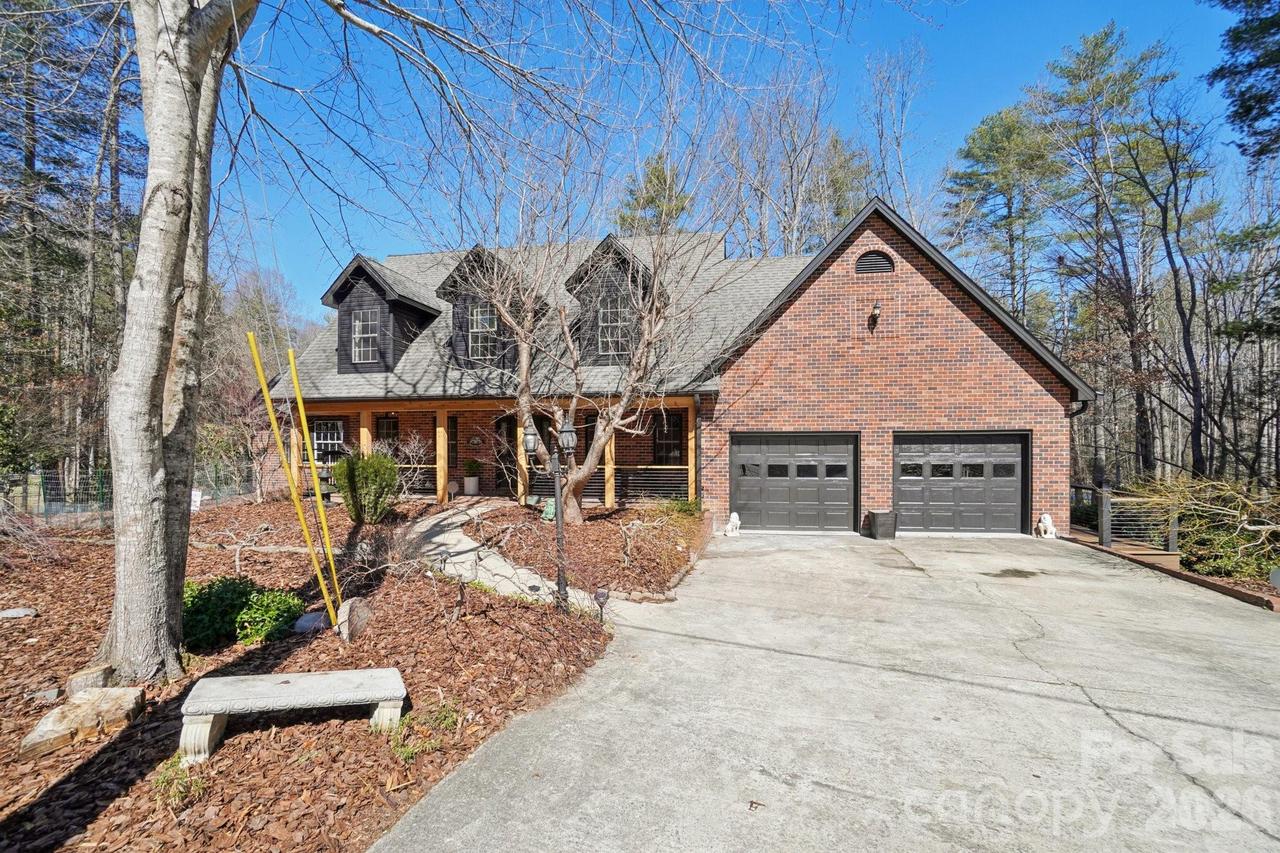 4005 Little River Rd., Hendersonville, NC 28739