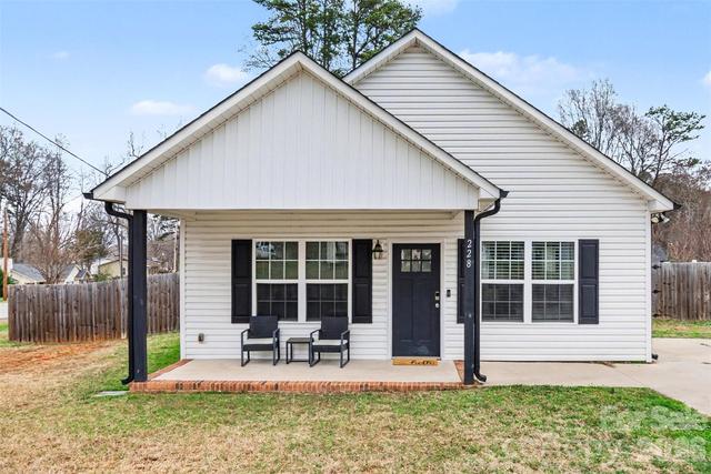 New Homes For Sale This Week That Attend Carson High: March 13th to March 19th