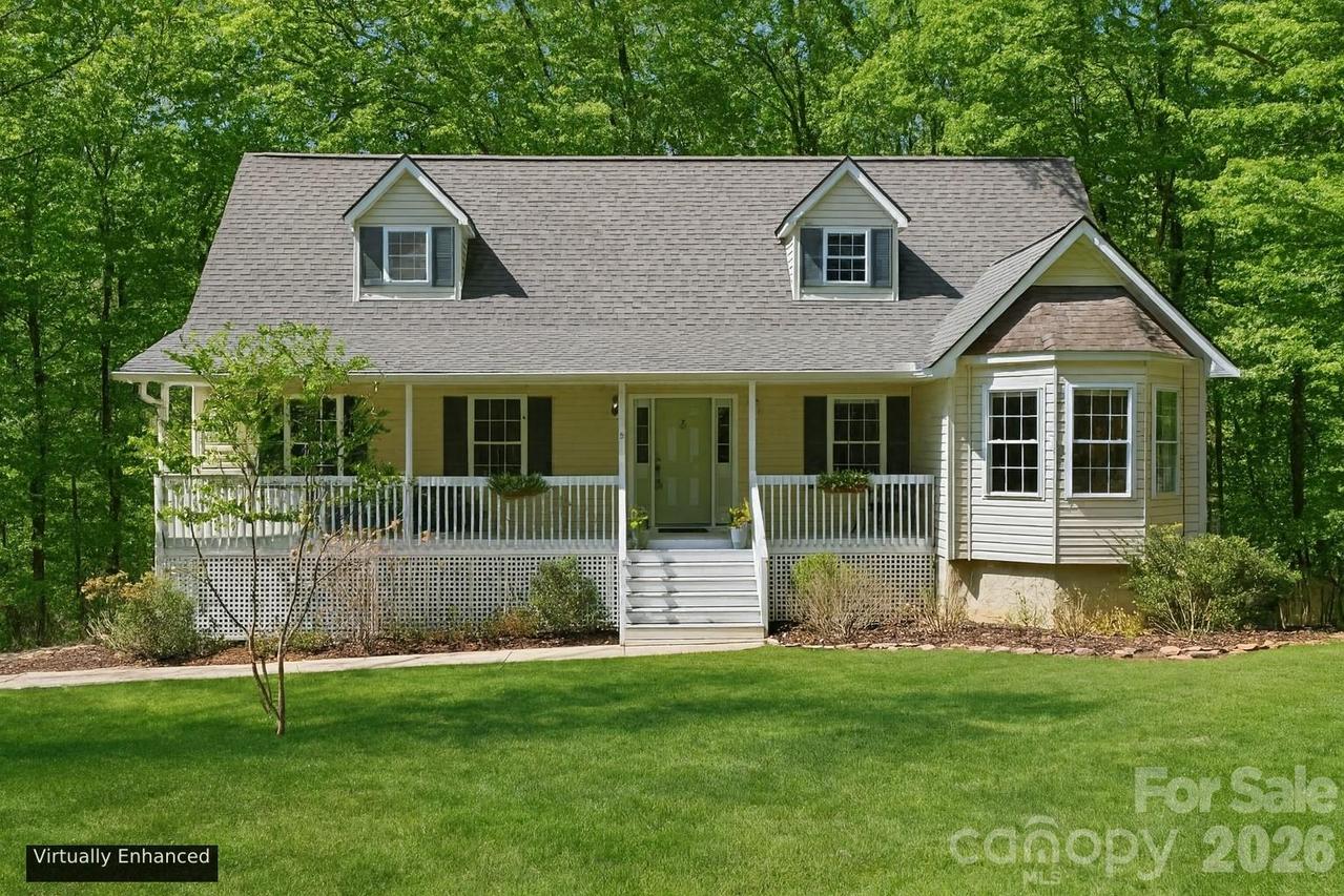 8 Fiver Ln., Asheville, NC 28803