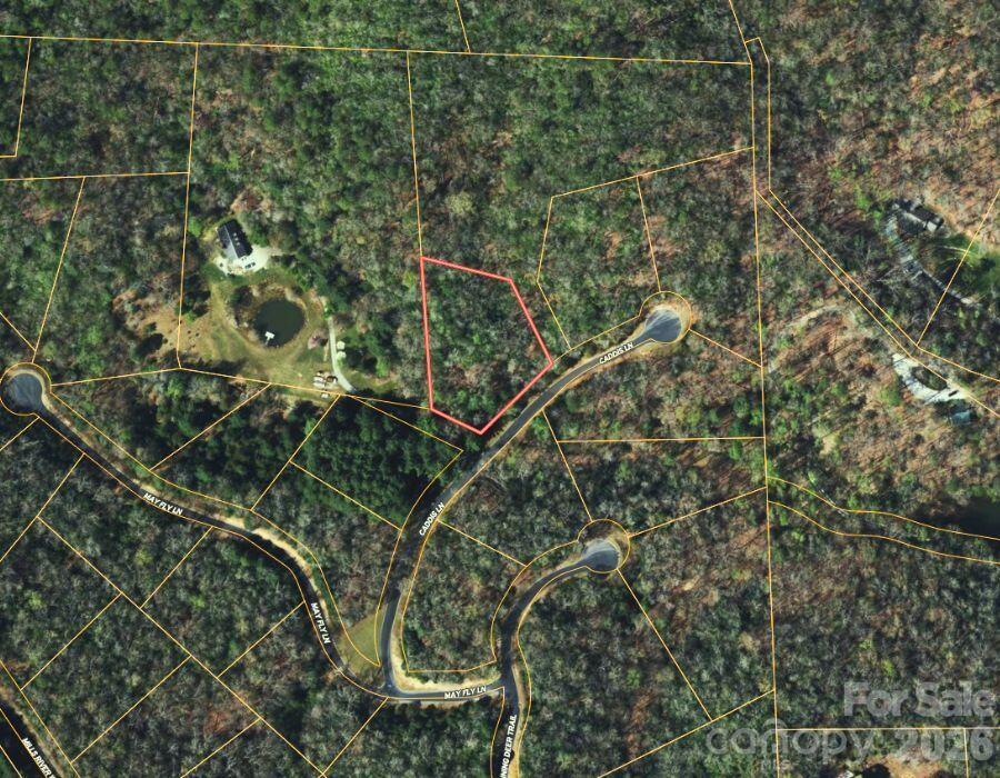 94 Caddis Ln., Horse Shoe, NC 28742