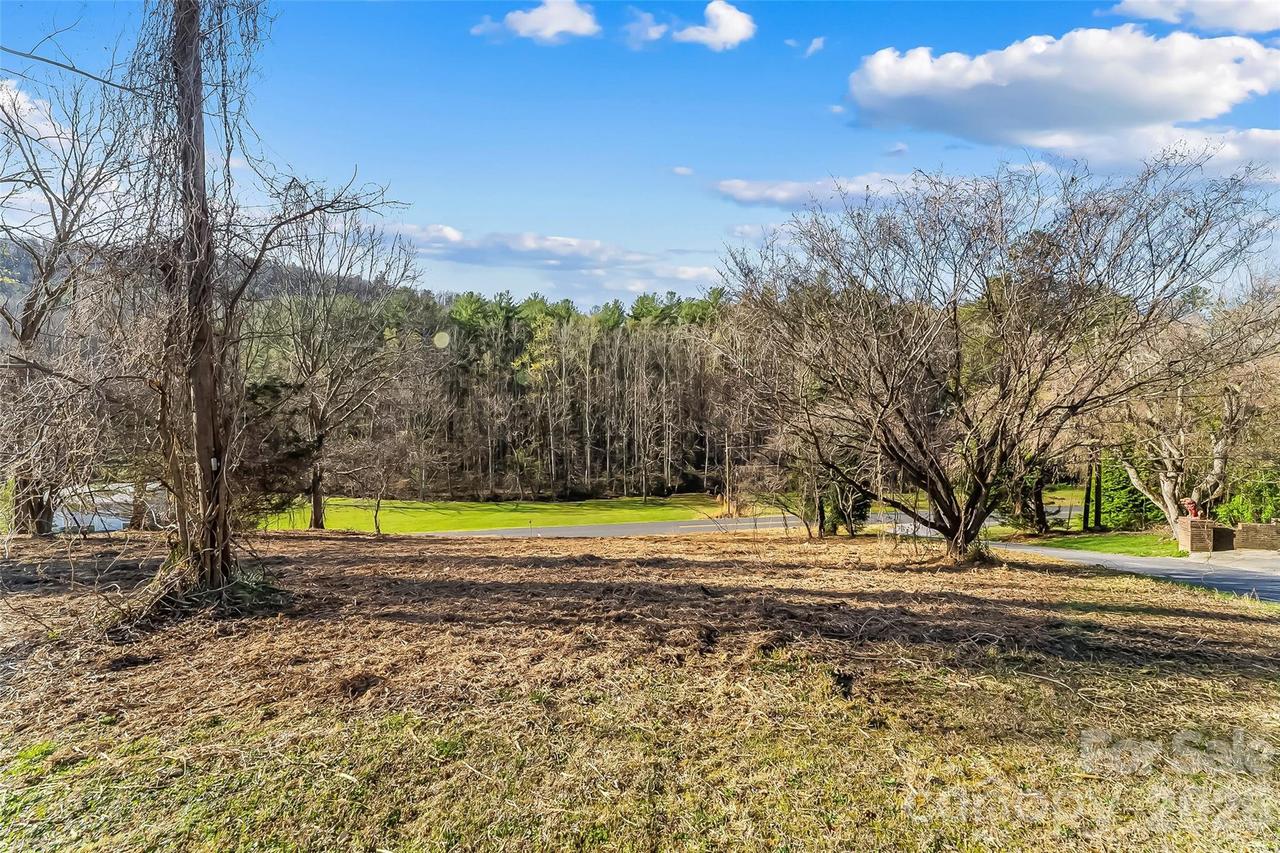 104 Winchester Dr., Lenoir, NC 28645