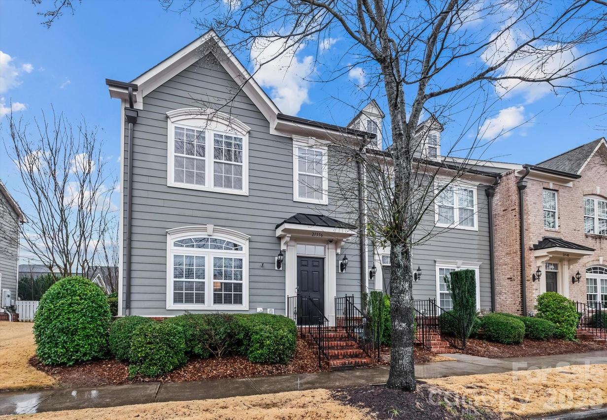 21556 Old Canal St., Cornelius, NC 28031