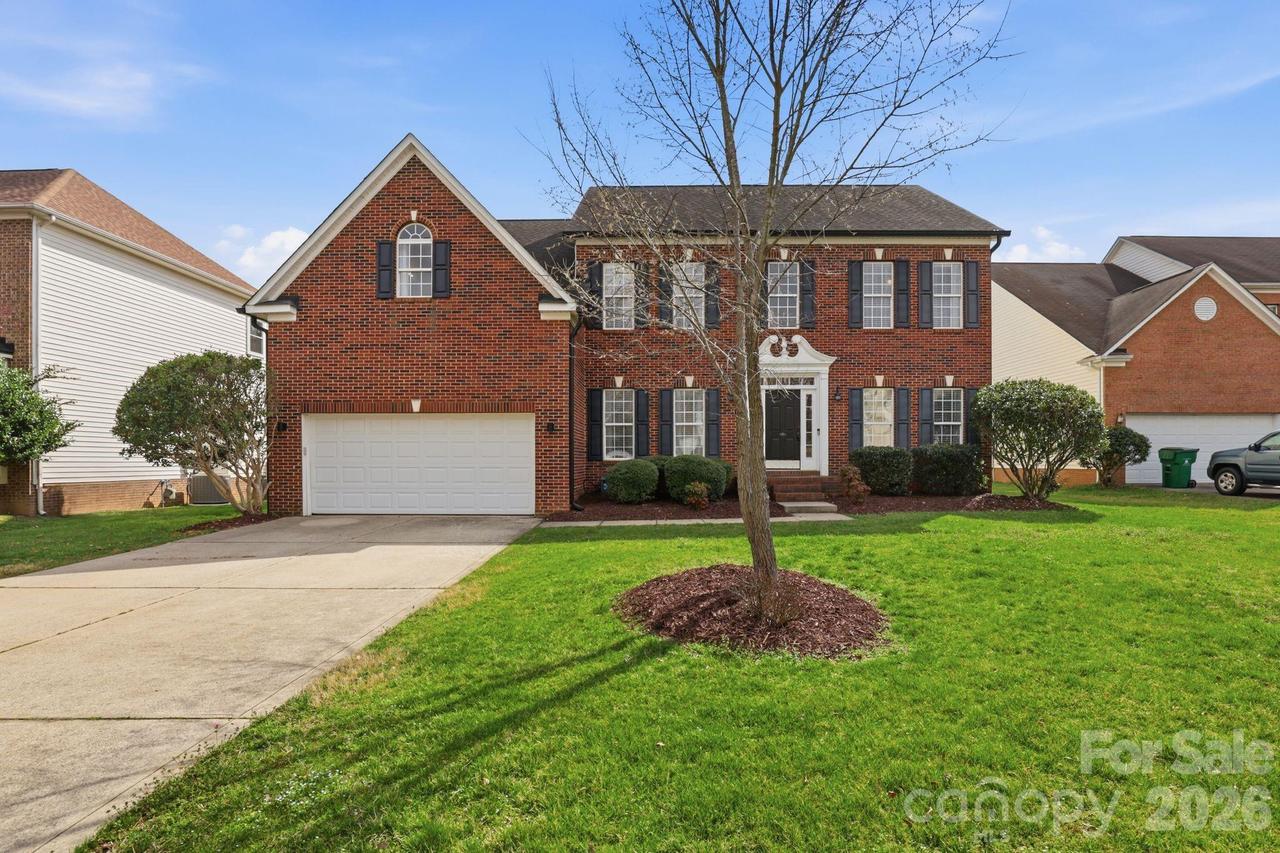 3909 Meadow Green Dr., Charlotte, NC 28269