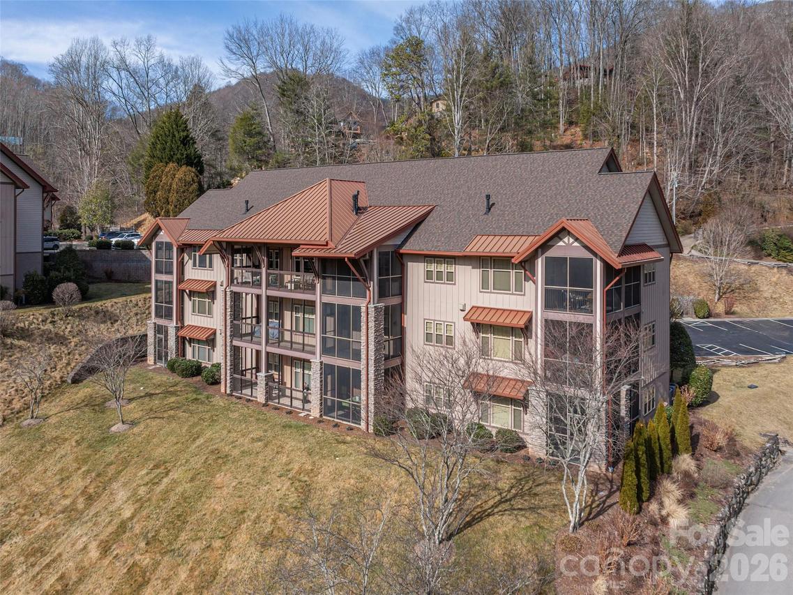 1650 Country Club Dr. #C302, Maggie Valley, NC 28751