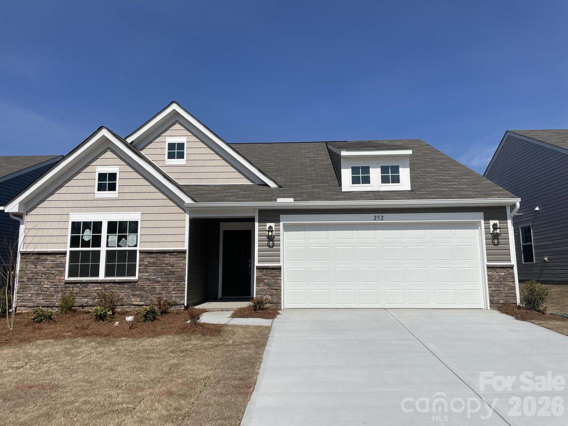 252 W 18th St., Kannapolis, NC 28081