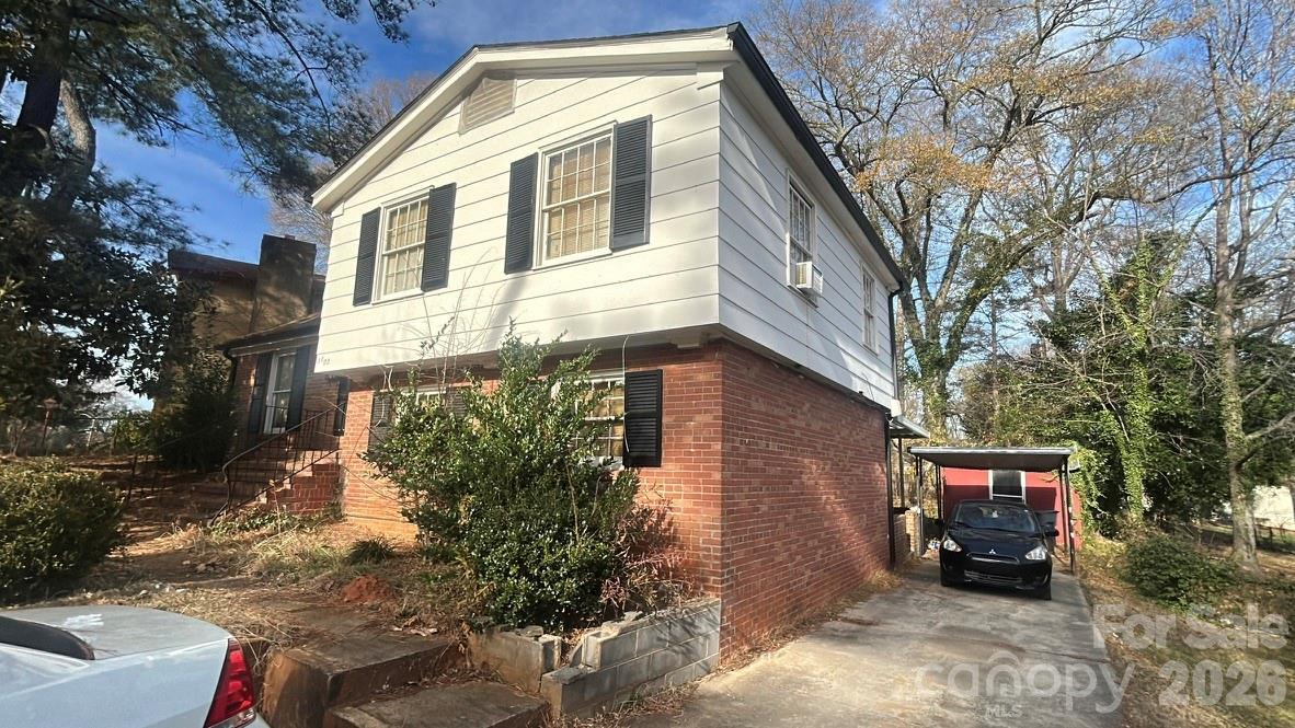 1100 Penrose Ln., Charlotte, NC 28217