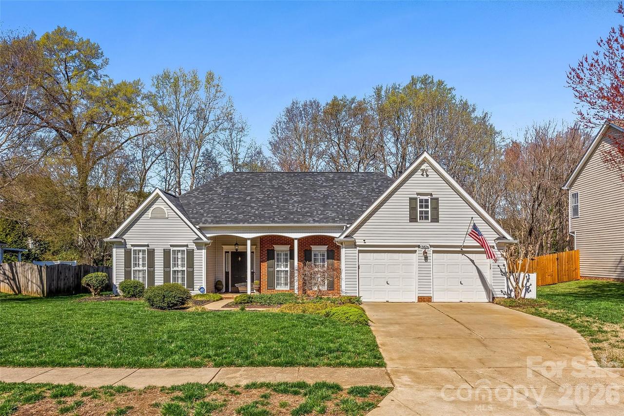 13826 Hatton Cross Dr., Charlotte, NC 28278