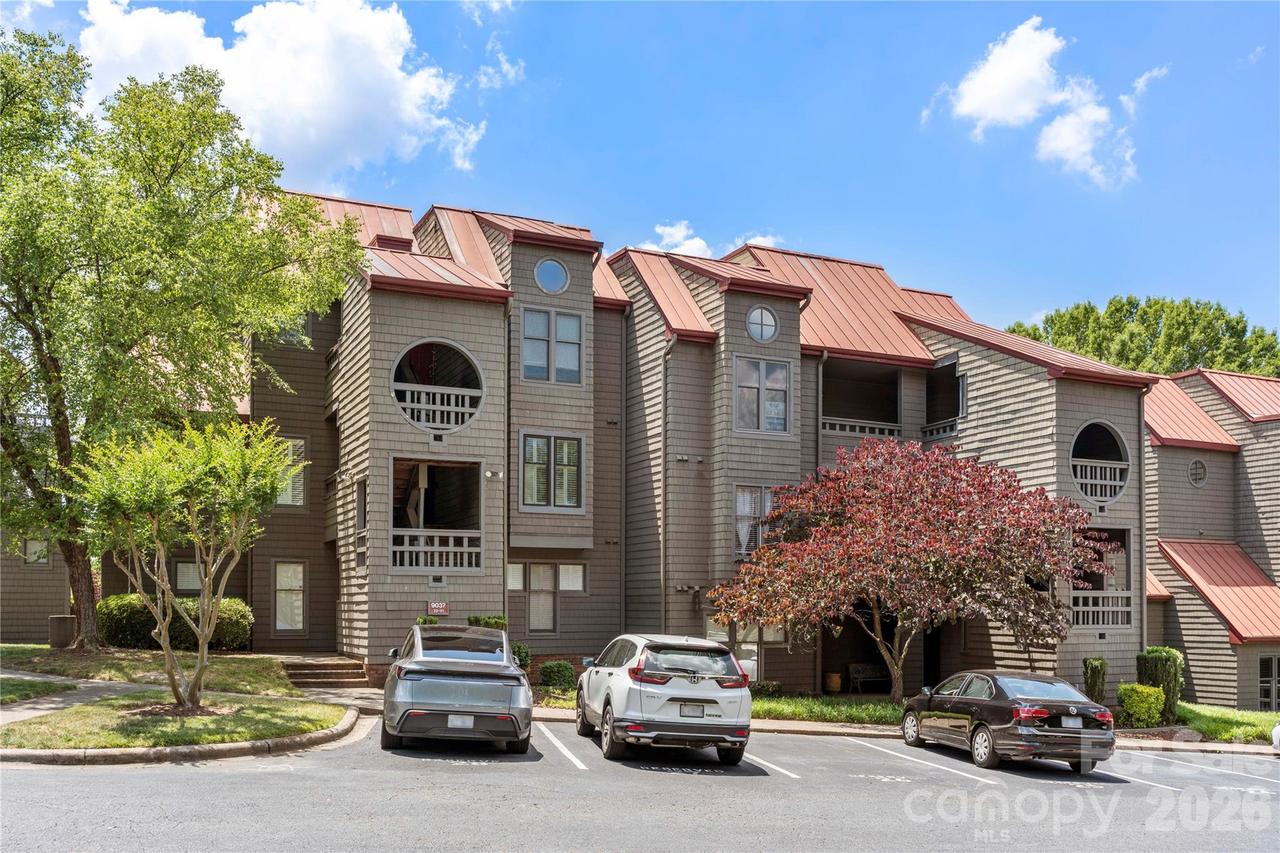 9037 J M Keynes Dr. #28, Charlotte, NC 28262