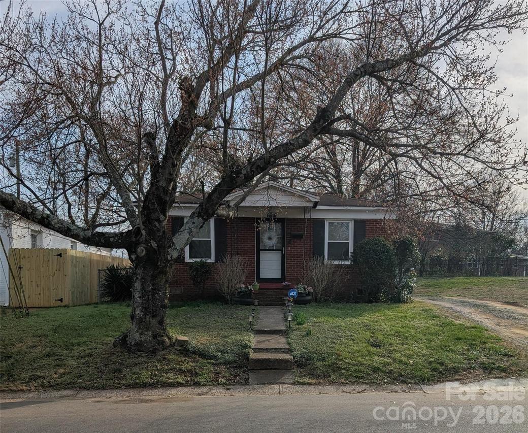 635 Chicago Ave., Charlotte, NC 28203
