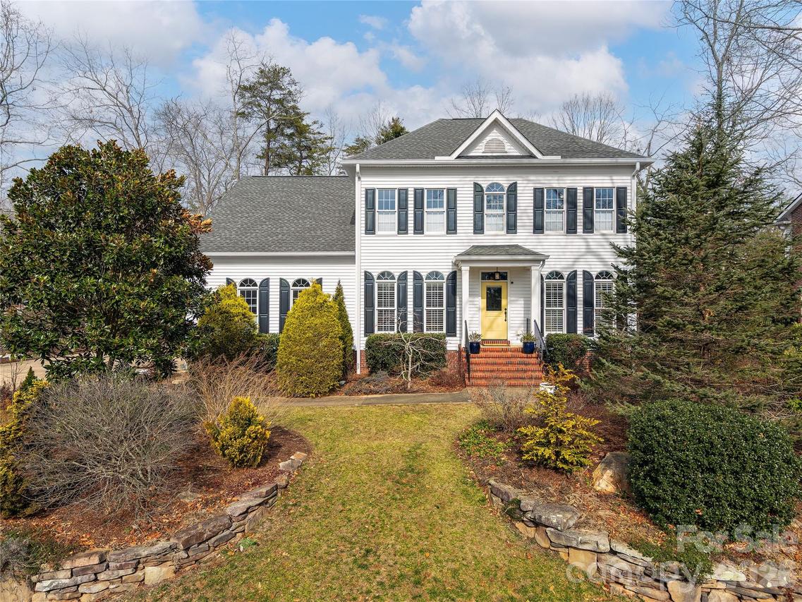 933 Woodvine Rd., Asheville, NC 28803