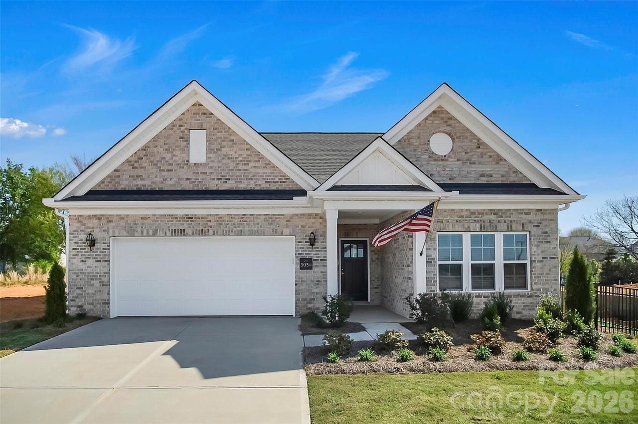 3054 Constitution Ln., Gastonia, NC 28056