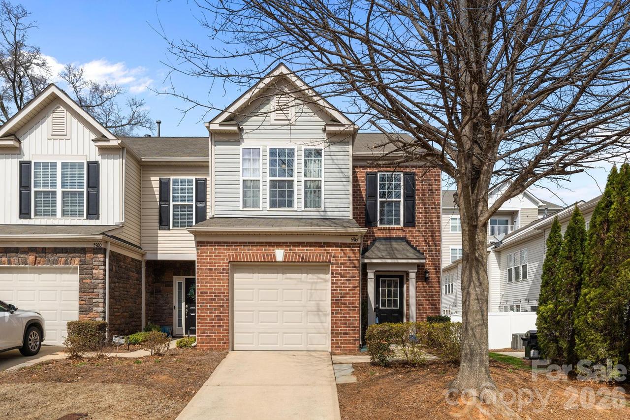 5916 Carrollton Ln., Charlotte, NC 28210