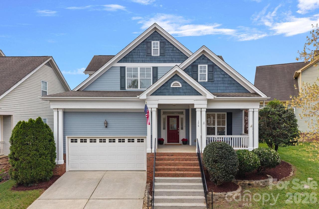 176 Water Oak Dr., Mooresville, NC 28117