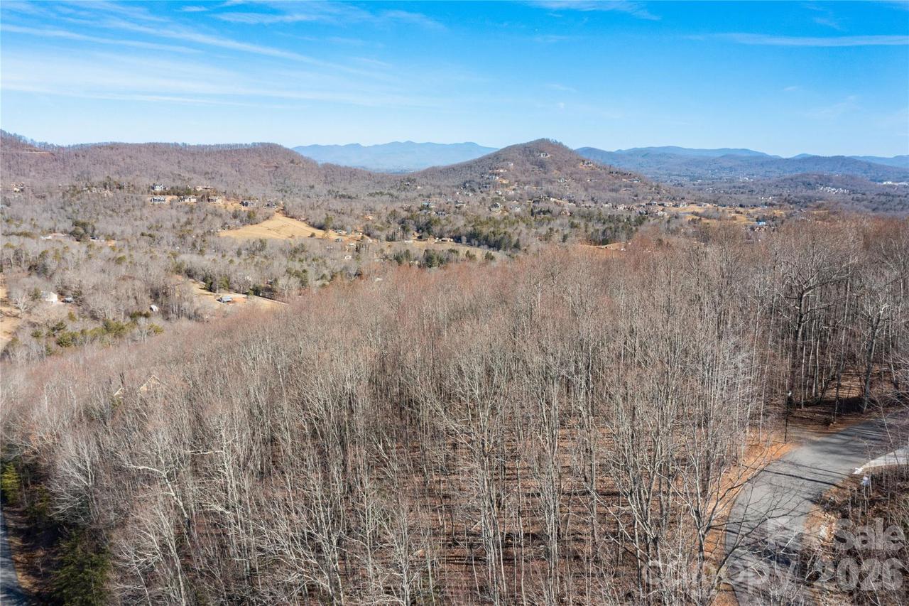 1306 Double Knob Dr., Arden, NC 28704