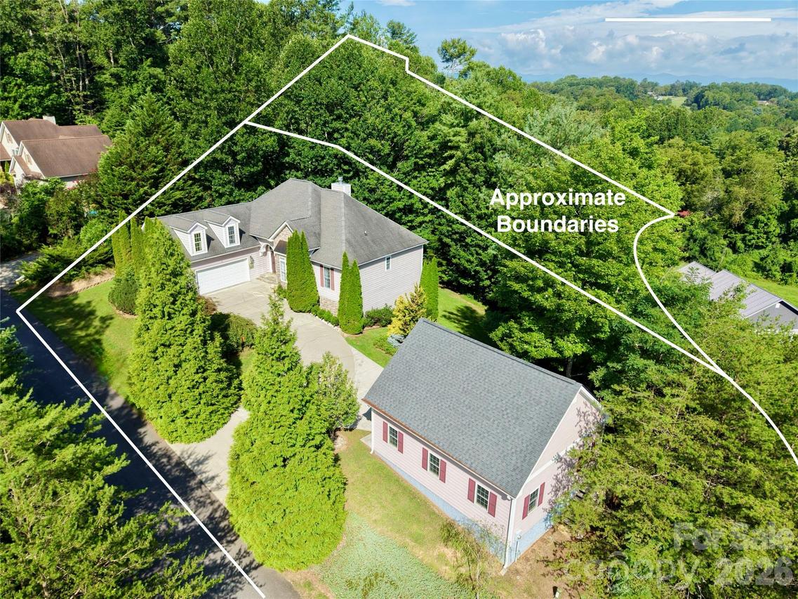 5 Timber Moss Dr. #8 & 9, Asheville, NC 28804