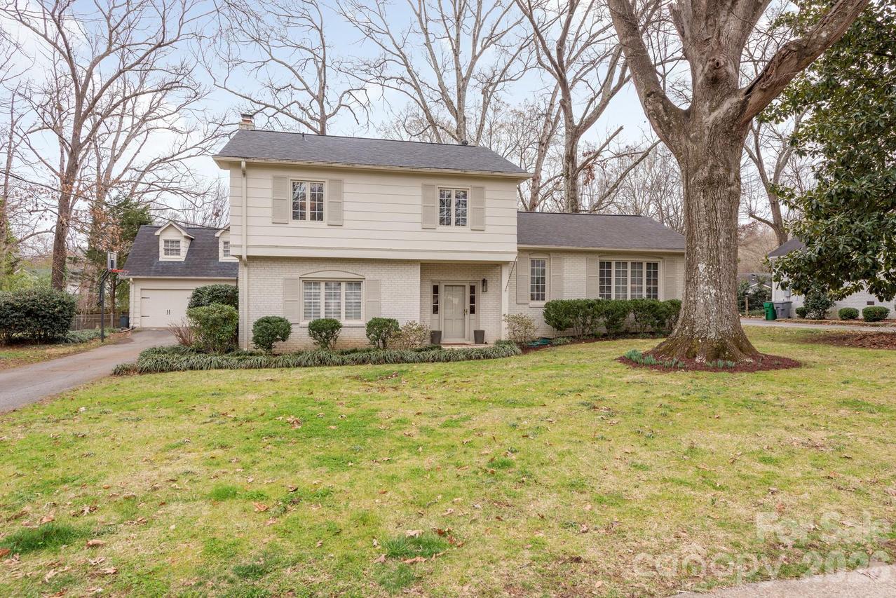 6929 Knightswood Dr., Charlotte, NC 28226