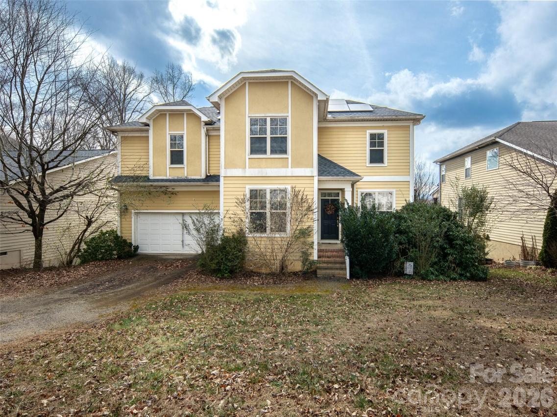 106 Mountain Dr., Biltmore Lake, NC 28715