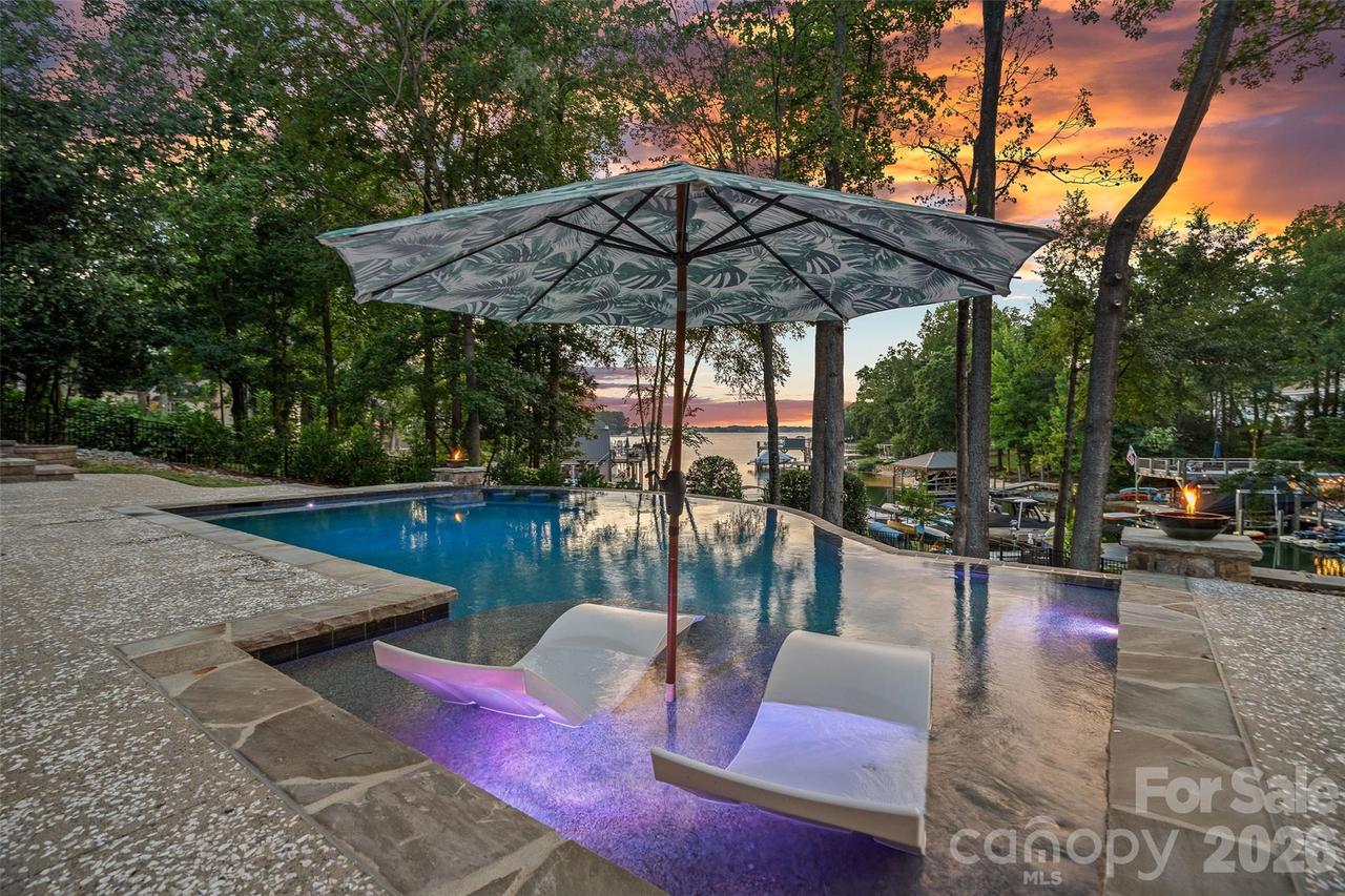 20338 Christofle Dr., Cornelius, NC 28031