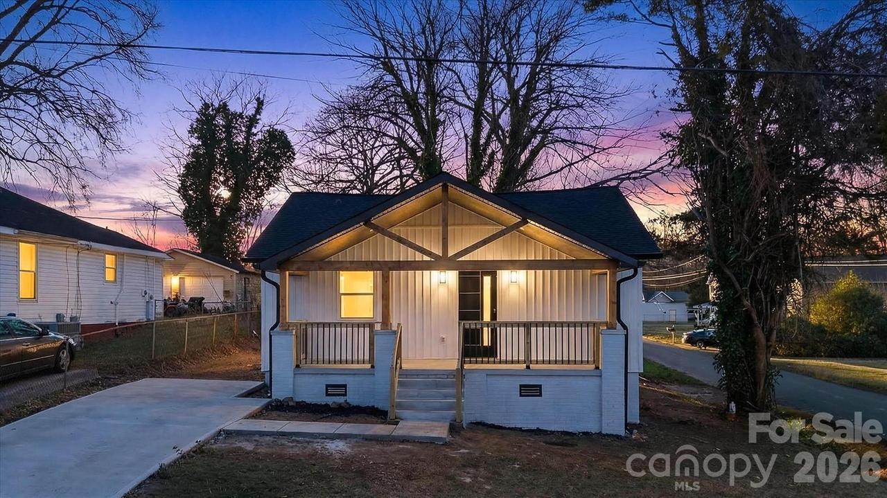 817 Mable Ave., Kannapolis, NC 28083