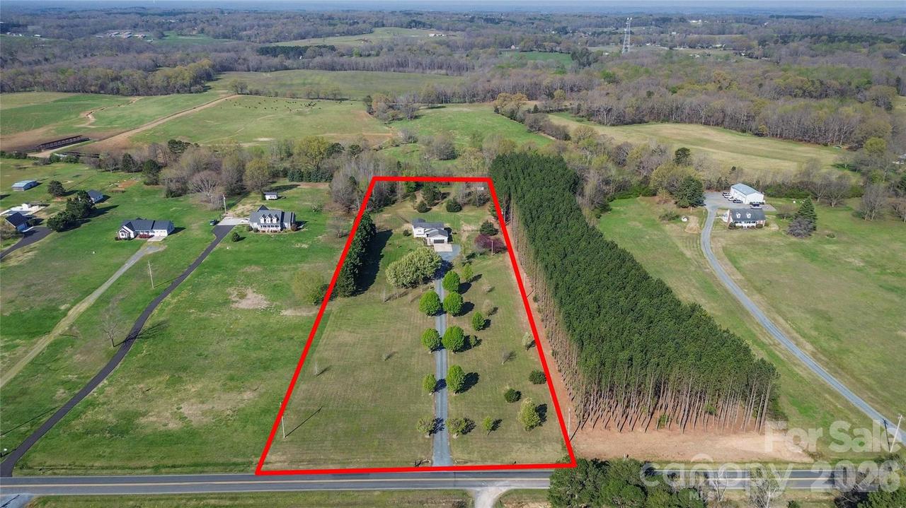 8407 Harvell Rd., Stanfield, NC 28163