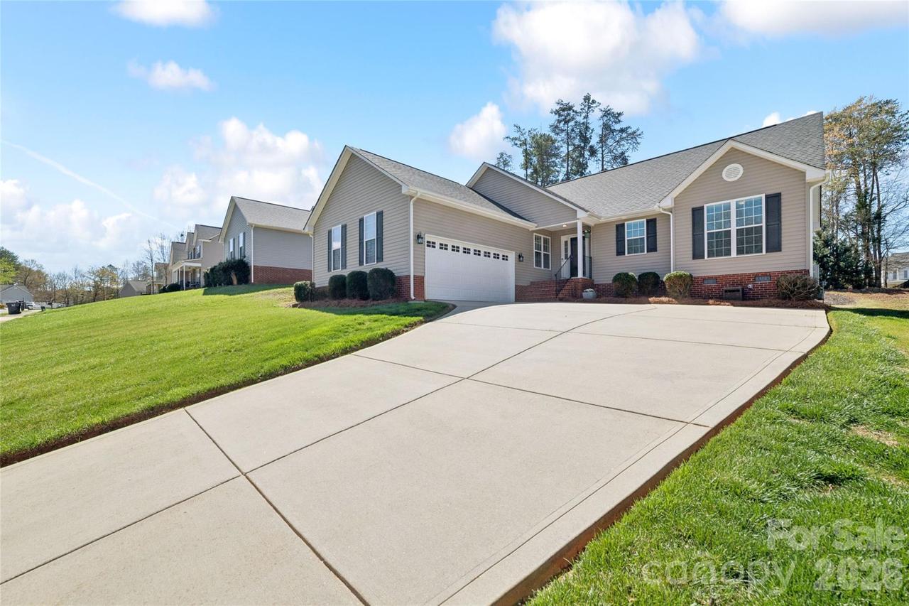 104 Candace Ct., Stanley, NC 28164