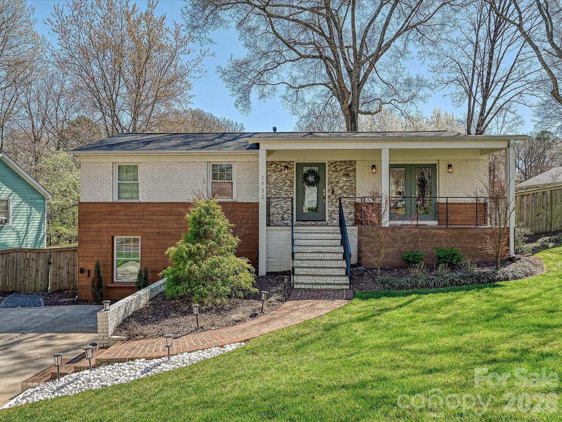 1733 Piccadilly Dr., Charlotte, NC 28211