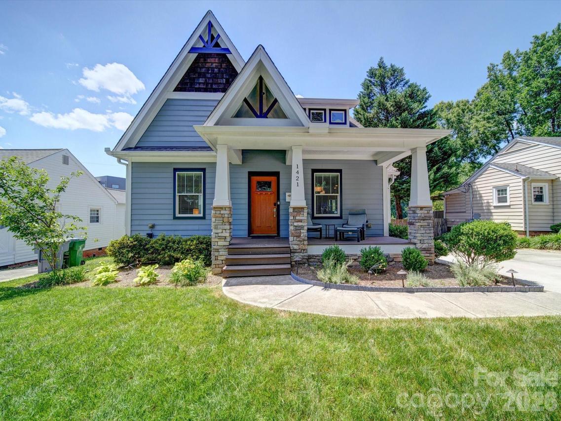 1421 Lyon Ct., Charlotte, NC 28205