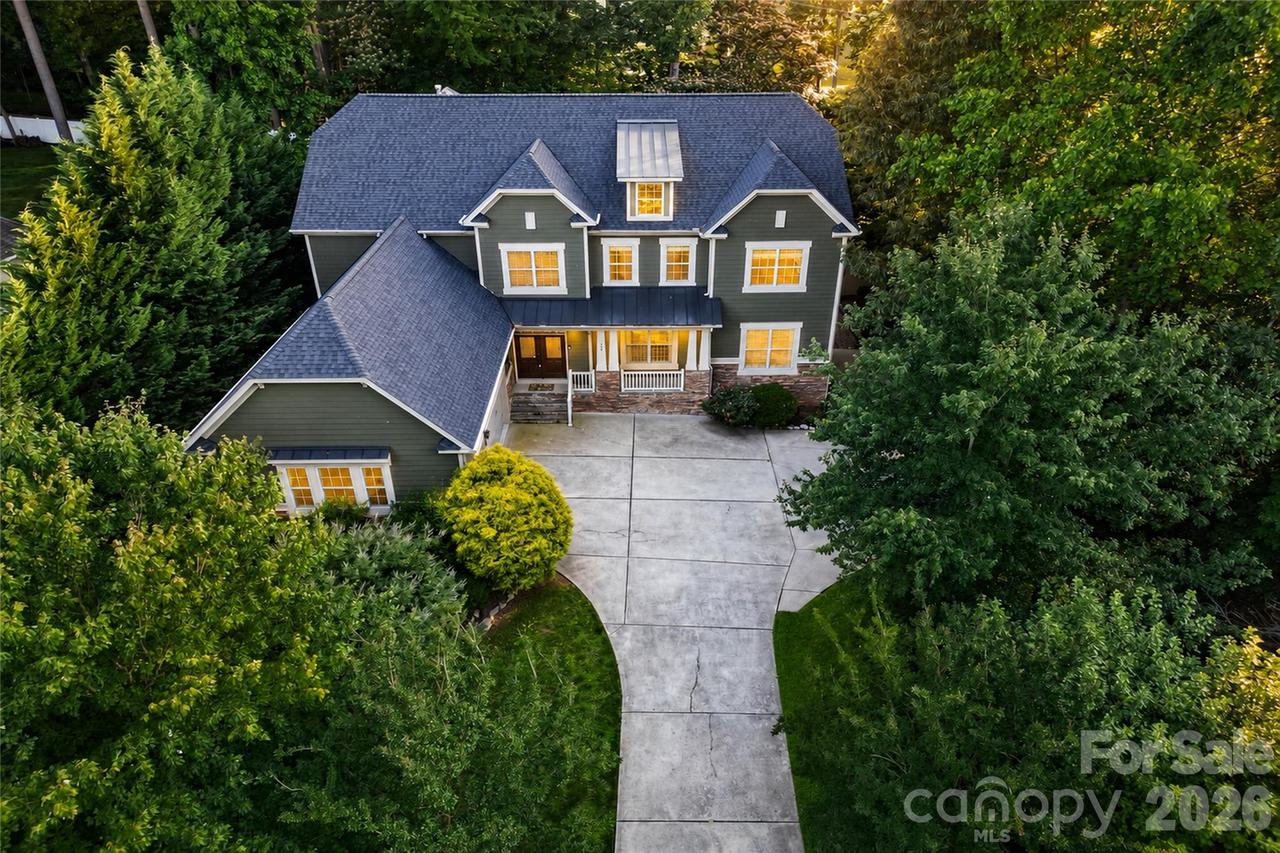 166 Wilson Lake Rd., Mooresville, NC 28117