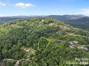 w12 Curtain Bluff, Hendersonville, NC 28791