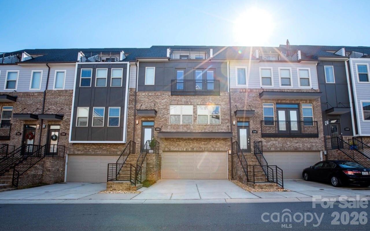 17043 Soho Dr., Charlotte, NC 28204