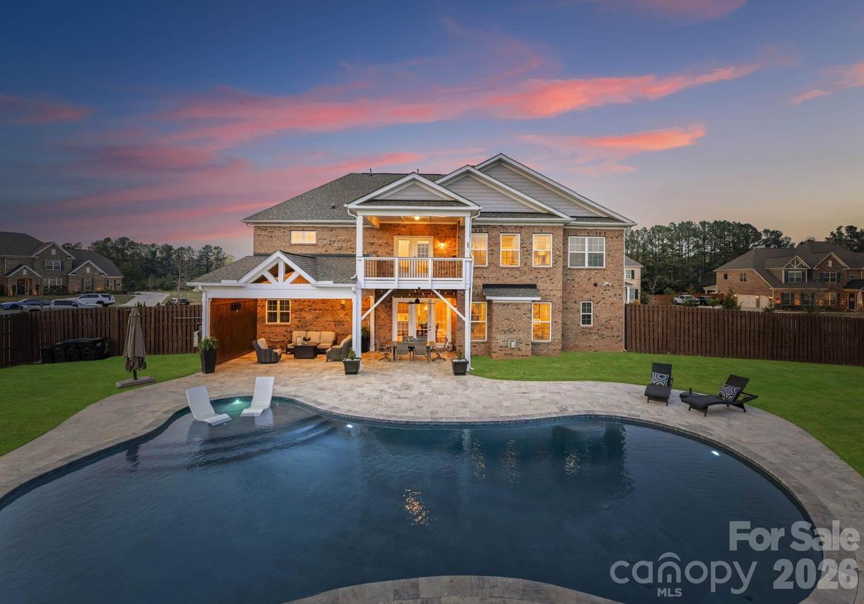 1053 Harlow's Crossing Dr., Matthews, NC 28104