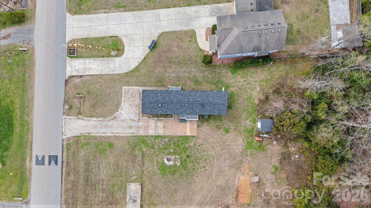 5012 Victoria Ave., Charlotte, NC 28269