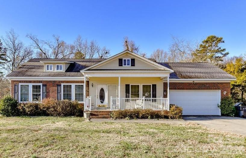 6228 Vernedale Rd., Charlotte, NC 28212