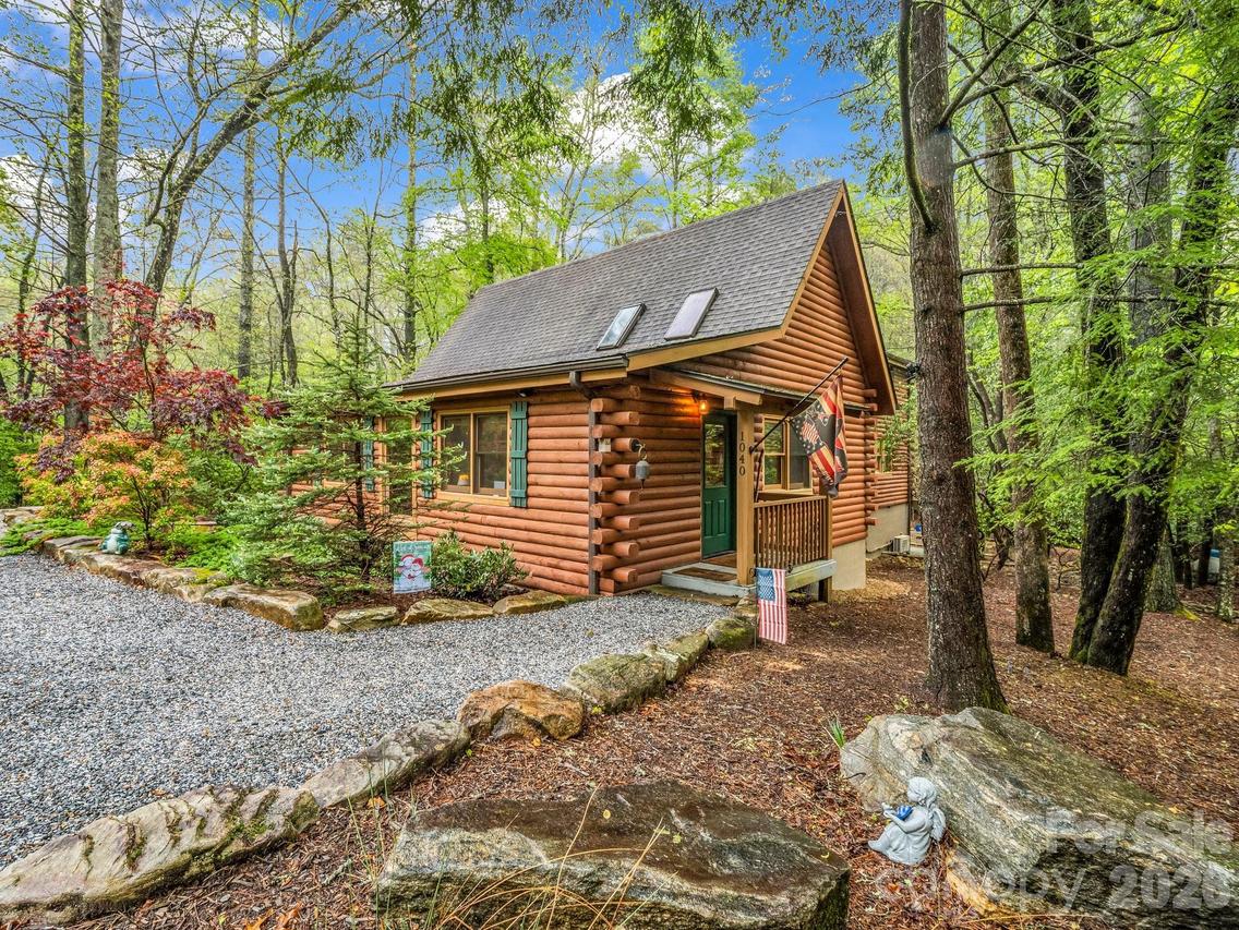 1040 Soquili Dr., Brevard, NC 28712