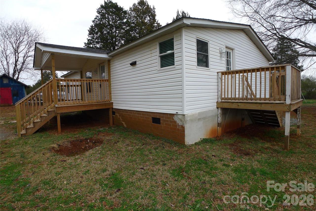 130 Coventry Ln., Mocksville, NC 27028