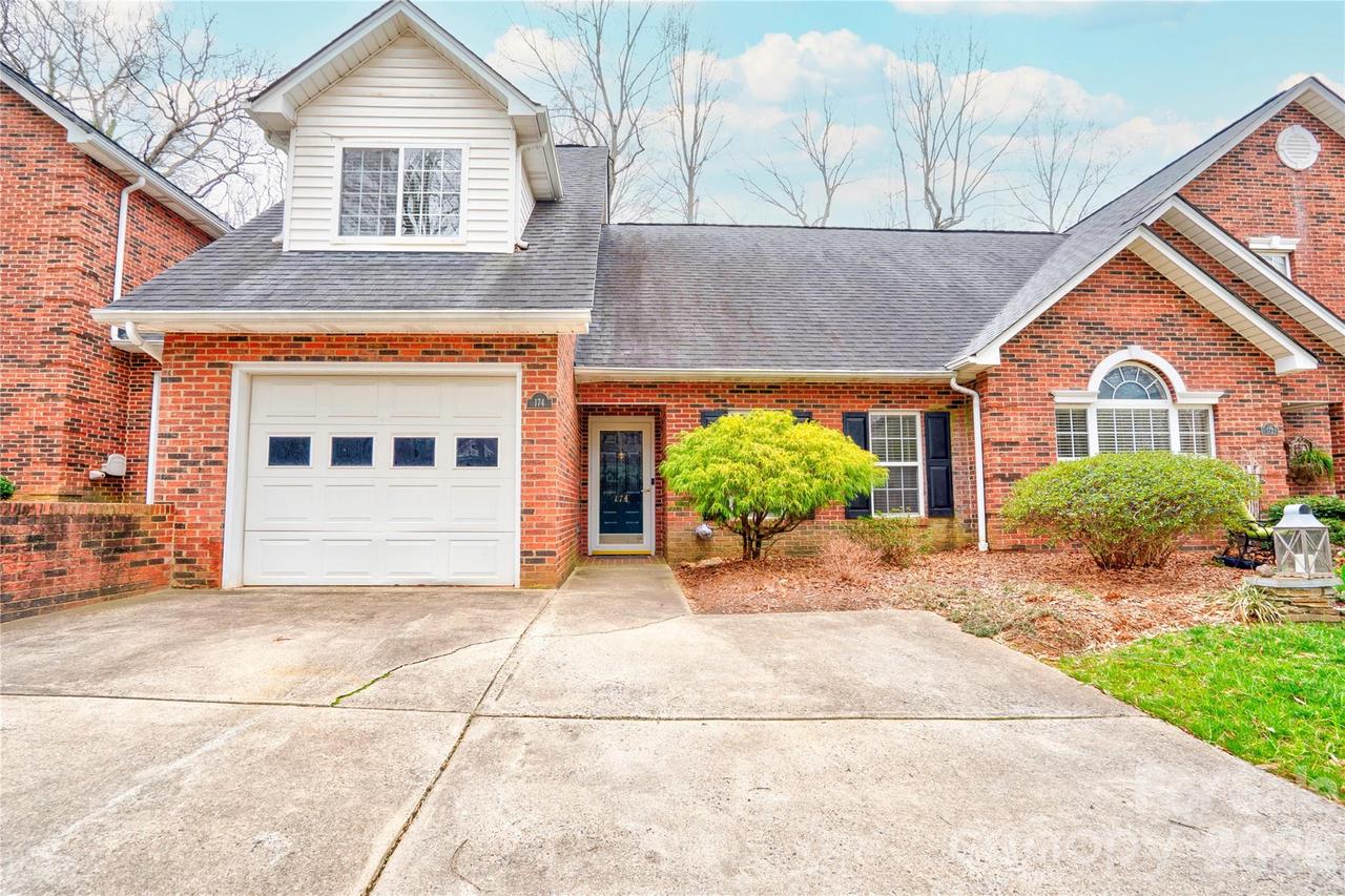 174 Columns Cir., Shelby, NC 28150