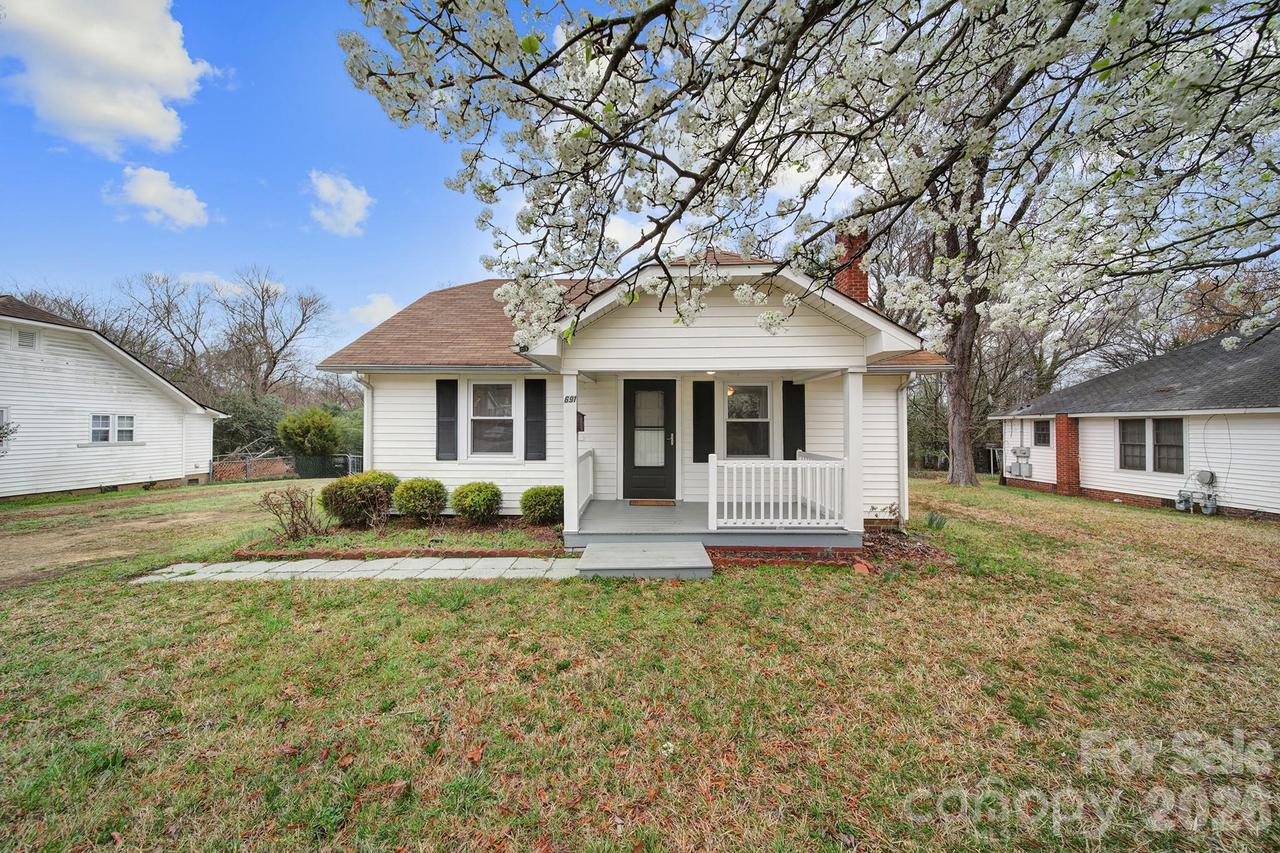 691 Harris St., Concord, NC 28025