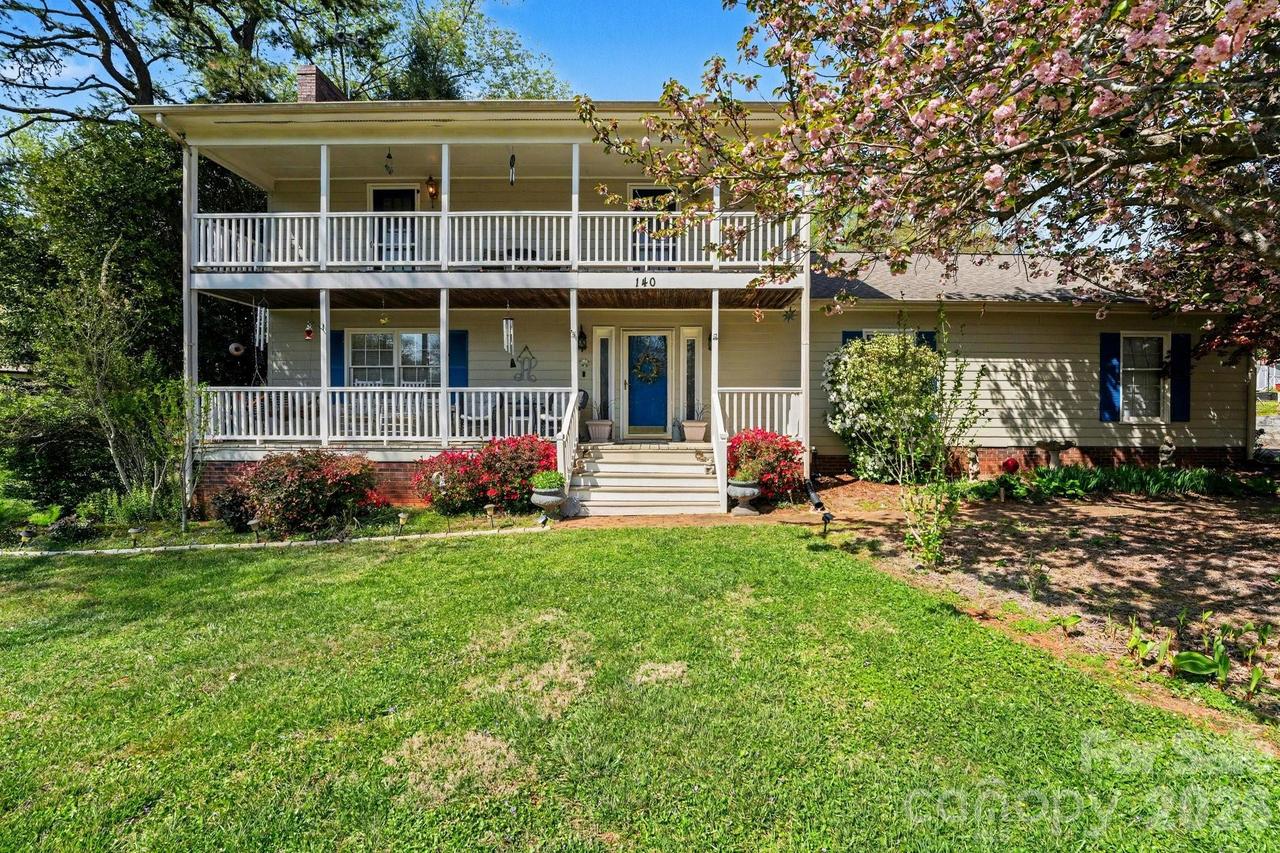 140 Eastwood Dr., Statesville, NC 28625