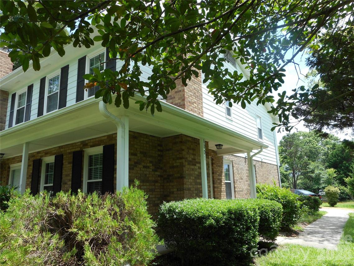 8001 Carmel Rd., Charlotte, NC 28226
