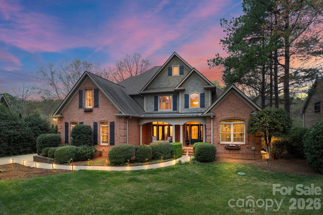 8915 Linden Grove Ct., Sherrills Ford, NC 28673